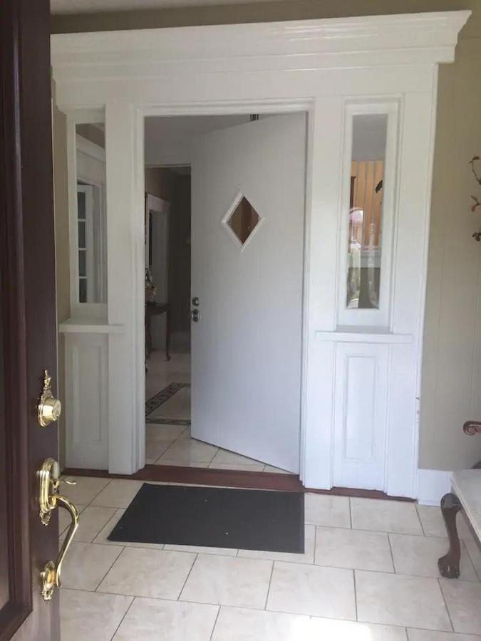 Historical Neighborhood Home New Rochelle Bagian luar foto